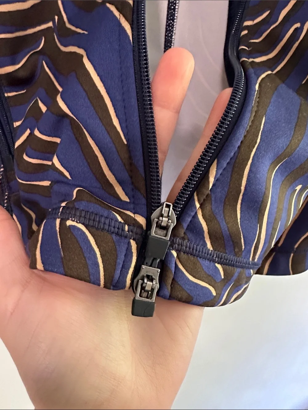 J.McLaughlin Wave-Print Zip Jacket  & Leggings Set